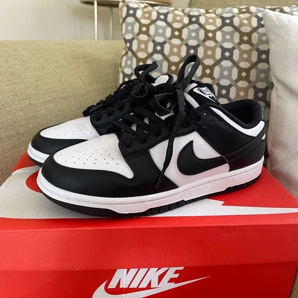 Nike Dunk Low Retro Black White Panda - Picture 1 of 7